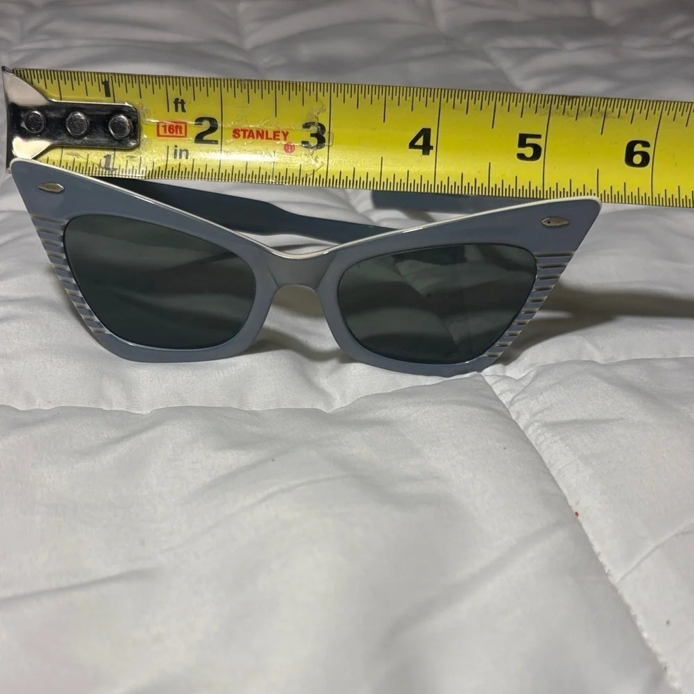 Vintage Ray-Ban B&L Gray Sun Song Cat-Eye Sunglasses 1950’s/60’s